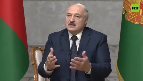 Лукашенко объяснил, зачем он с автоматом появился вместе с сыном на публике