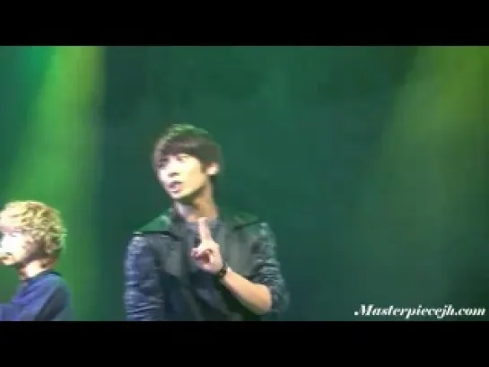 101120 SHINee cute jonghyun - Hello @ Supporting Concert for Examinees