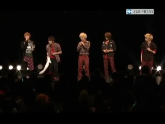 111226 SHINee on Japanese News about ‘The First’ Japan Arena Tour + The 1st Showcase highlight