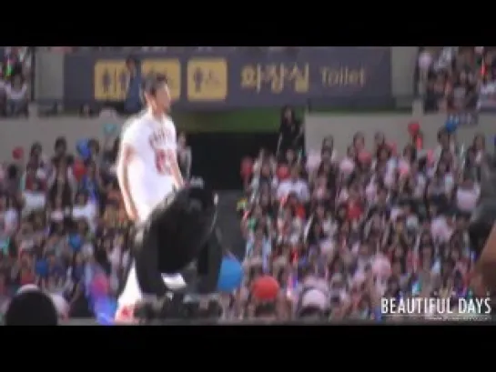 [fancam] 100821 SHINee minho - A-Yo! (full) @ SM town '10 in Seoul.flv