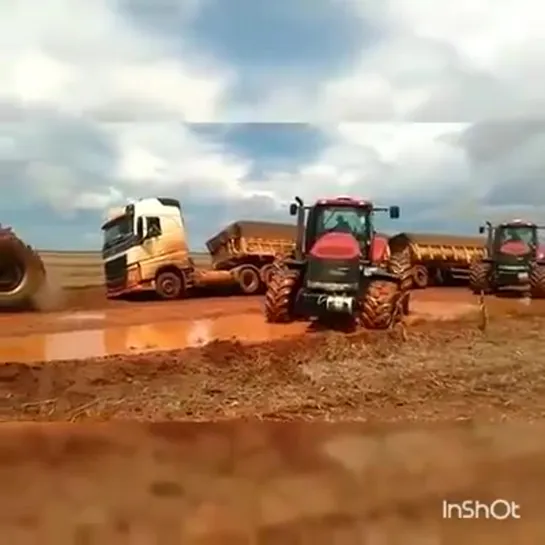 4 трактора CASEIH - мощно!.mp4