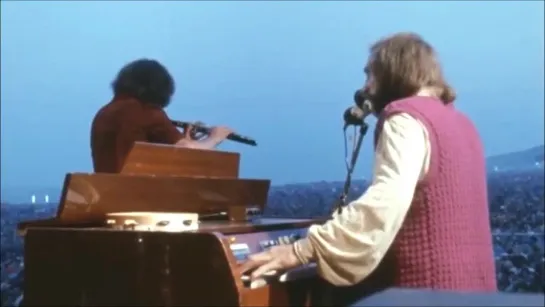 The Moody Blues – Melancholy Man (Live at Isle of Wight Festival, East Afton Farm in England on 30 August 1970)