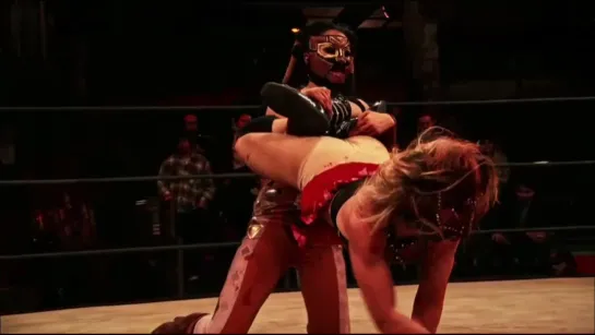 Sexy Star vs The Mariposa