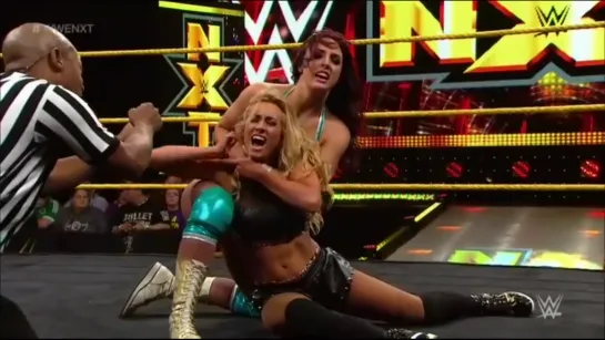 Carmella vs Peyton Royce