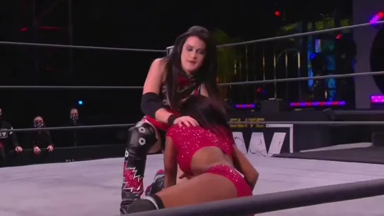 Red Velvet (w/Big Swole) vs Diamante (w/Ivelisse)