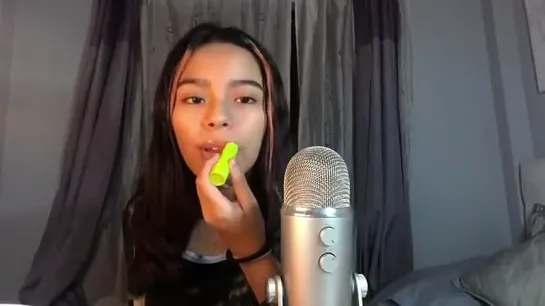 5++  ASMR Español _ M0uth sounds  kisses para dormir 🥰 👁👄👁2020-07-21Cami ASMR