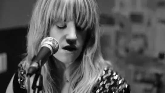 Deap Vally - Baby I Call Hell