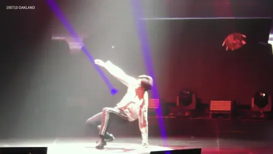 [FANCAM:TOUR] GOT7 2019 KEEP SPINNING TOUR - JINYOUNG SOLO STAGE COMPILATION.