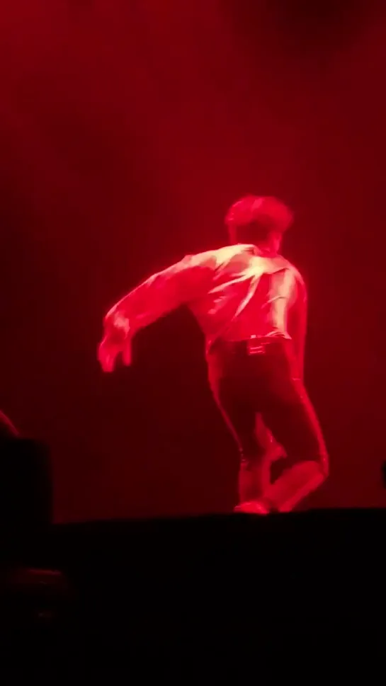 [FANCAM:TOUR] 191008 Концерт GOT7 «2019 World Tour: Keep Spinning» в Амстердаме.