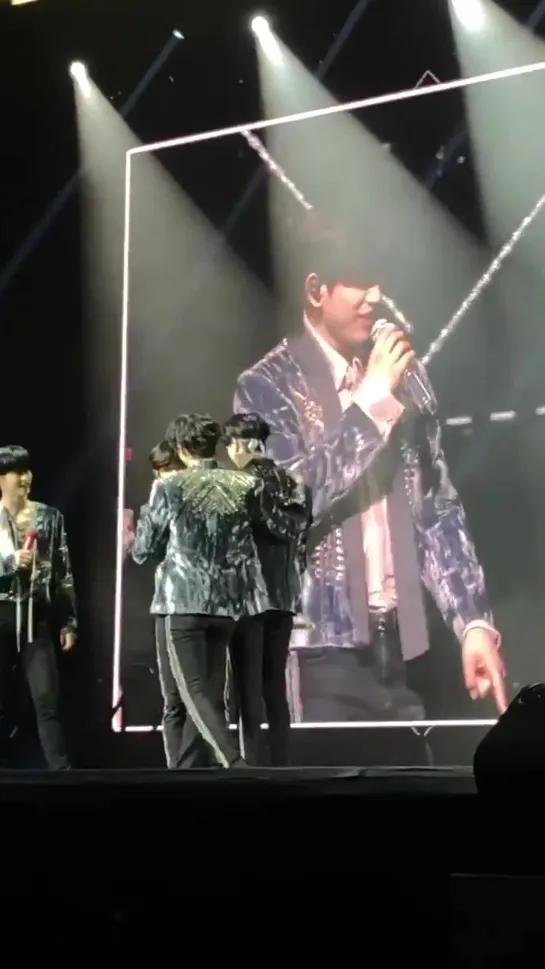 [FANCAM:TOUR] 190822 Концерт GOT7 «2019 World Tour: Keep Spinning» в Сиднее, Австралия.