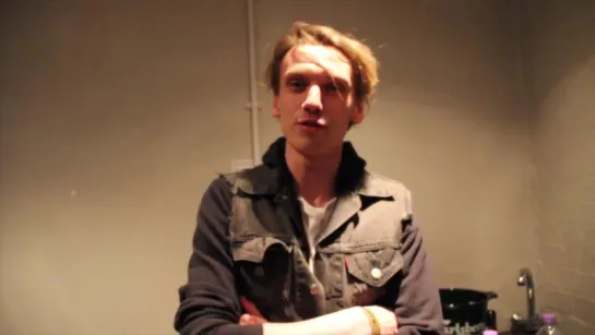 Kerrang! Tour 2016 – Counterfeits Jamie Campbell Bower