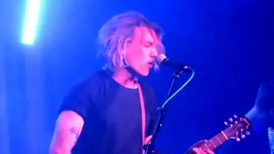 Jamie Campbell Bower LIVE