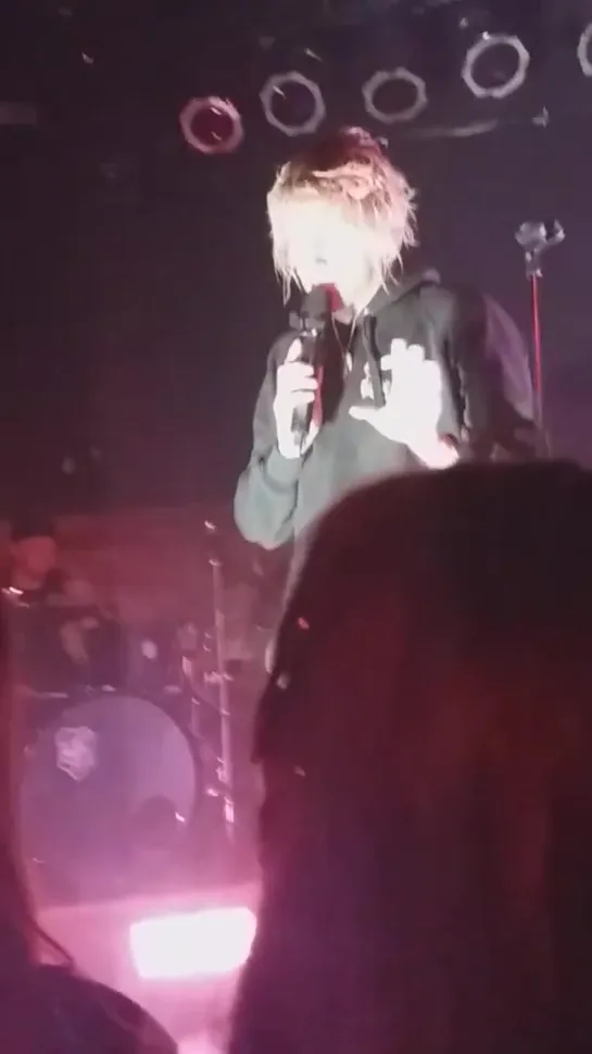 Counterfeit - Jamie Campbell Bower´s Speech in Bochum 07.11.2019 - FanCam