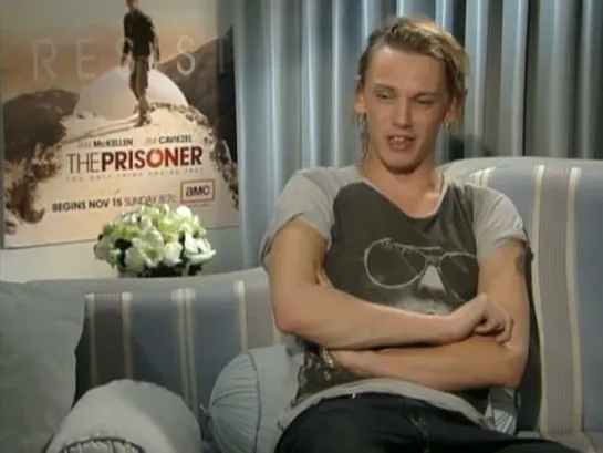 Jamie Campbell Bower Wants Tim Burton For 'Breaking Dawn' | Video | MTV