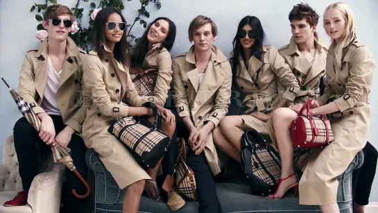 Джейми принял участие в рекламной компании марки Burberry весна/лето 2014