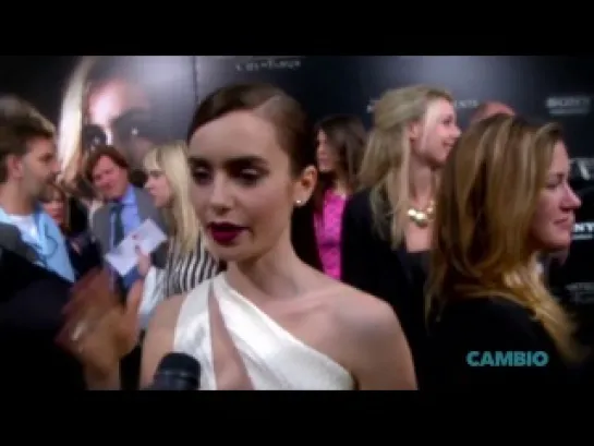 'Mortal Instruments- City of Bones' Red Carpet Premiere - Cambio Interview