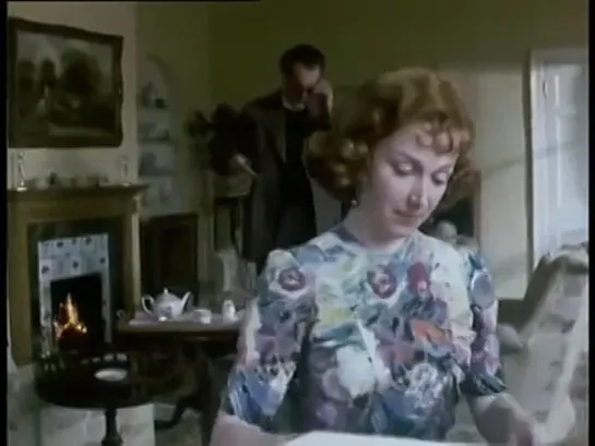 Miss Marple Joan Hickson The Murder at the Vicarage 1986.