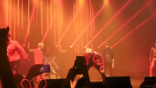 [VK][09.08.17][Fancam] The 1st World Tour: Beautiful in Paris