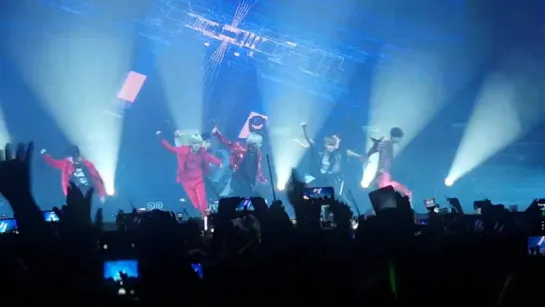 [VK][09.08.17][Fancam] The 1st World Tour: Beautiful in Paris