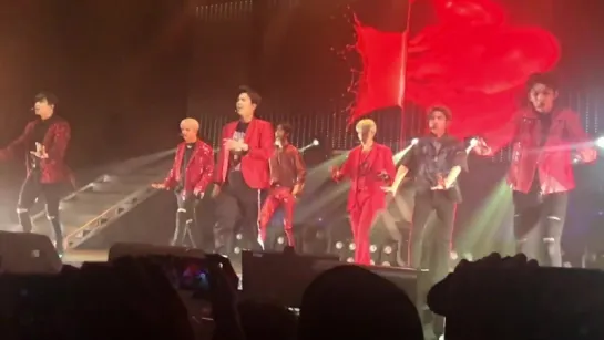 [VK][24.07.2017][Fancam] The 1st World Tour: Beautiful in Los Angeles D-2