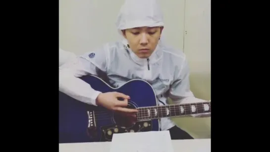 17.04.15 Instagram skullhong12 (Hongki) - guitar practice