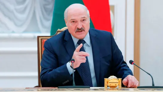 Лукашенко поручил подготовить правила возвращения в Беларусь для участников беспорядков