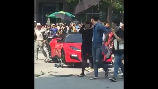 FanCam- [May 29.2016] Leejongsuk Filming “W - Two Worlds” in Jeonju (2)