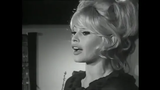 Brigitte Bardot – Tiens! C'Est Toi (en duo avec Jean-Max Rivière)