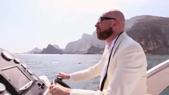 Mario Biondi – Lowdown (feat. Incognito & Chaka Khan)