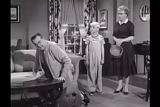 Деннис-мучитель / Dennis the Menace, (1959–1963) сезон 2 серия 27   / s02e27-the-dog-trainer