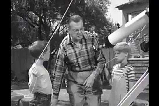 Деннис-мучитель / Dennis the Menace, (1959–1963) сезон 1 серия 5  / s01e05-innocents-in-space