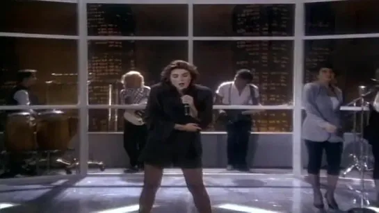 Laura Branigan - Shattered Glass