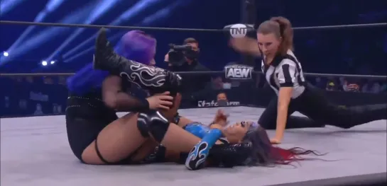 Kiera Hogan vs Blair Onyx