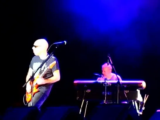 Joe Satriani - God Is Crying - St.-Petersburg 2010