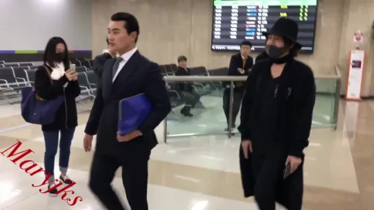 Jang Keun Suk arrived from Osaka 2017⁄11⁄09 Gimpo international airport