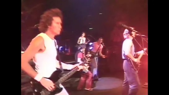 Solid Rock — Dire Straits 1985 Wembley, London LIVE pho-shot