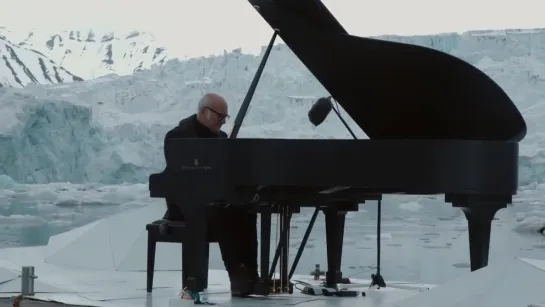 Ludovico Einaudi -  Elegy for the Arctic  • 2016 Official Live Greenpeace