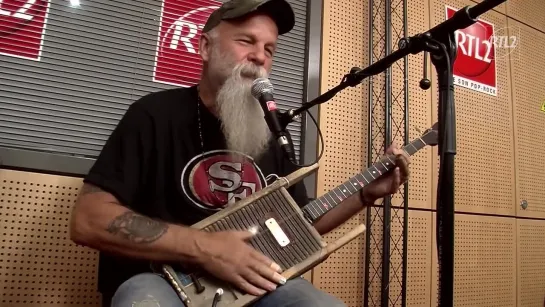 Seasick Steve - Roy’s Gang  • 2015 en Session Très Très Privée RTL2