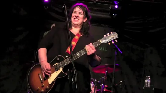 JOANNA CONNOR BAND - ''WALKIN' BLUES''  @ Callahan's Music Hall  • 04-04-2015