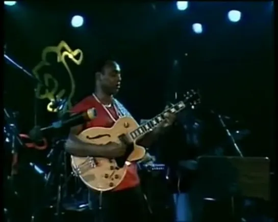 George Benson  - Take Five ☆ Live at Montreux • 1986