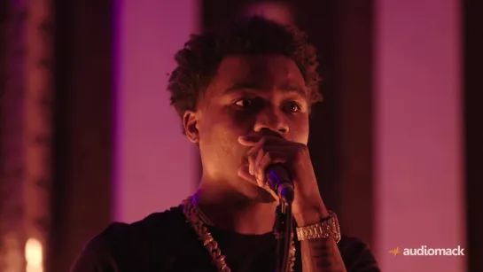 Roddy Ricch Performs “Ballin” With Live Orchestra