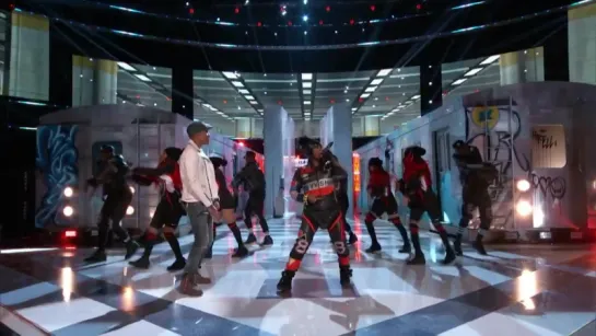 Missy Elliott & Pharell Williams Perform"WTF (Where They From)" On The Voice!