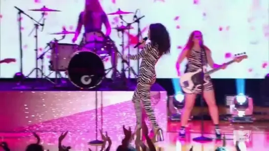 Ty Dolla $ign, Tinashe, & Charli XCX Perform "Drop That Kitty" At MTV Movie Awards