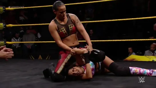 Shayna Baszler vs Dakota Kai