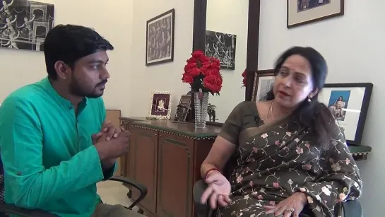 Hema malini exclusive interview (720p)