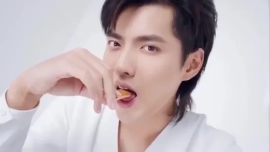 [WEIBO] 190107 Kris WuYiFan x Bestore CF