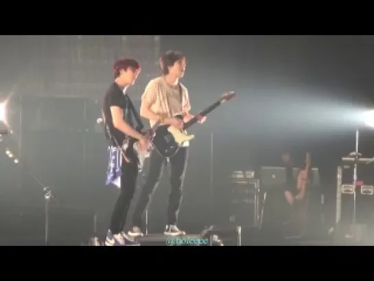 140430 CNBLUE Truth Live in Yokohama - 기타치고 조련하는 용화~ (Yonghwa focus)