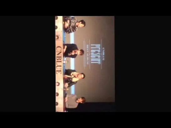 [FanCam] Автограф-сессия CNBLUE 13/12/2013 (1)