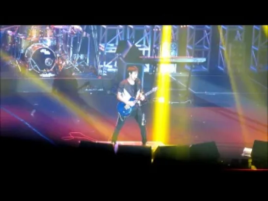 [FanCam] CNBLUE - Wake up (Blue Moon в Гуанчжоу 07/09/2013)