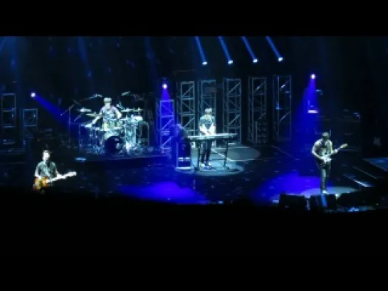 [FanCam] CNBLUE - feeling ( Blue Moon в Гуанчжоу 07/09/2013)